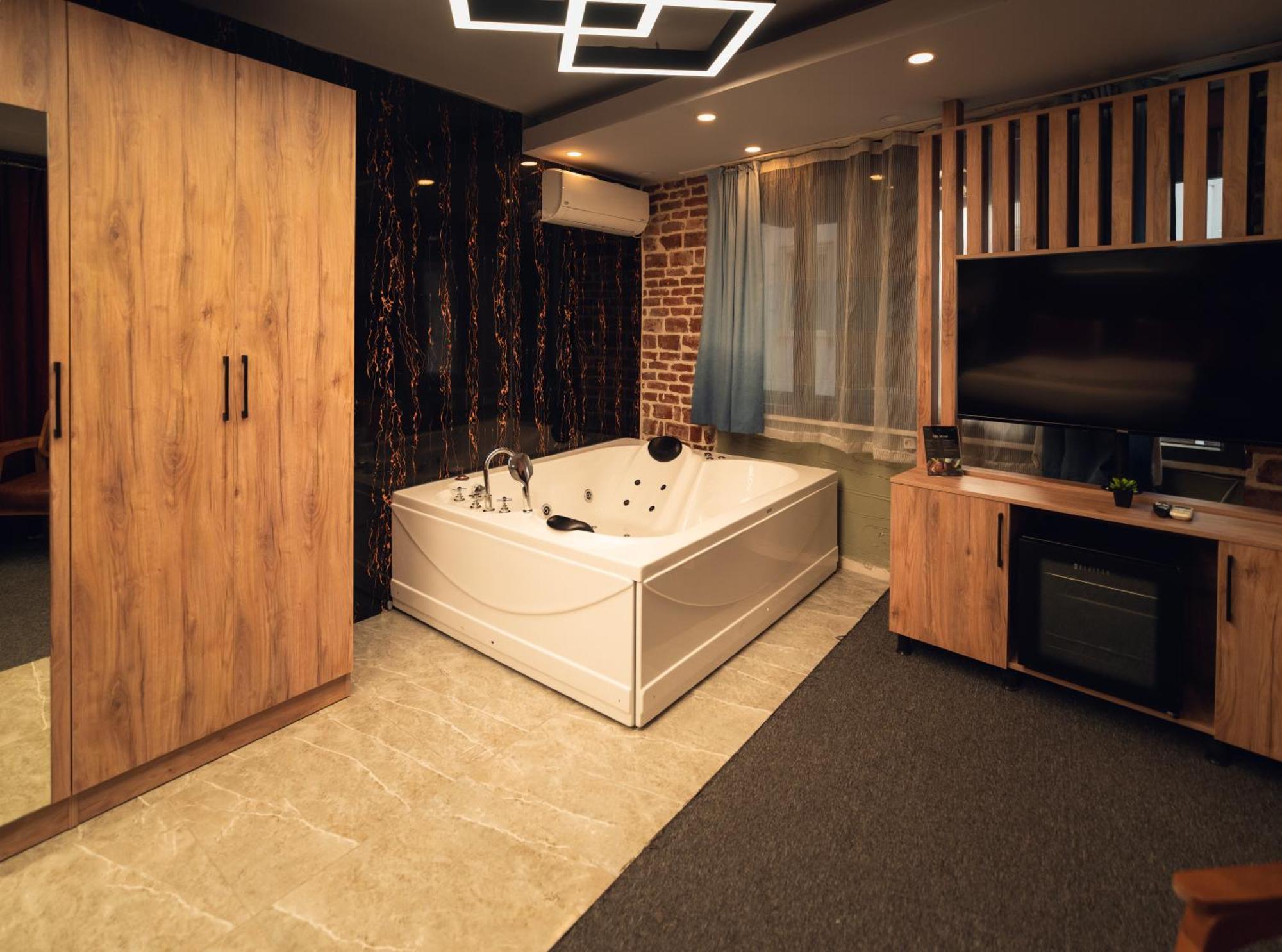 Hotel Galata Greenland 3*